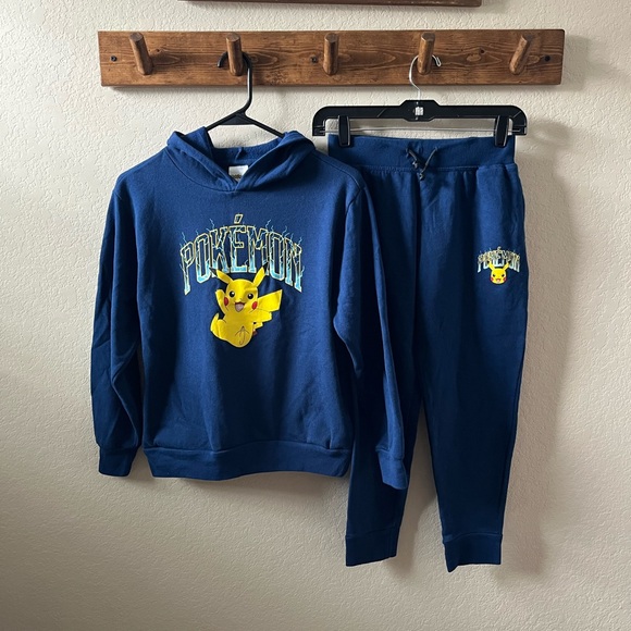 Pokemon Other - Pokémon Boys Pikachu Cotton Hoodie & Sweatpants Set Navy Blue Size M